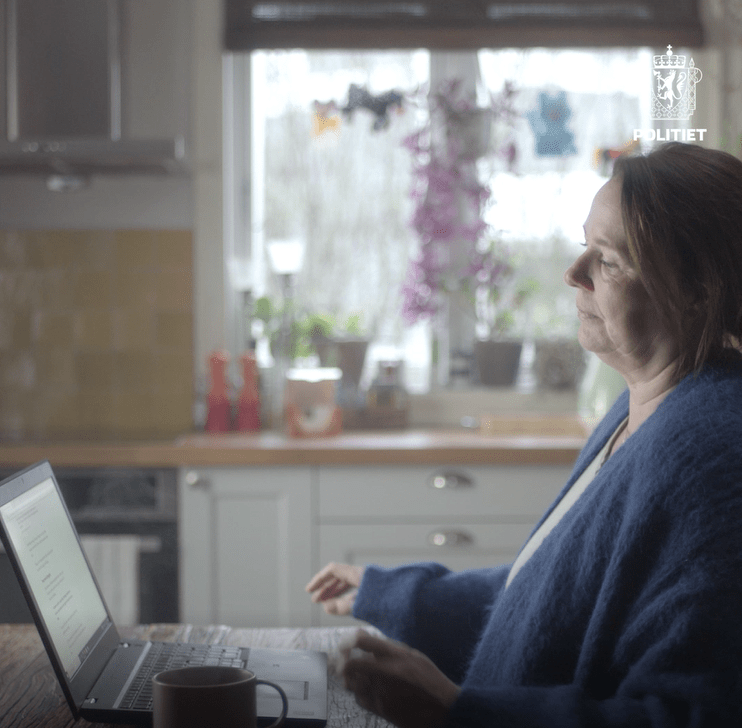 Unngå telefonsvindel - råd til eldre og deres pårørende